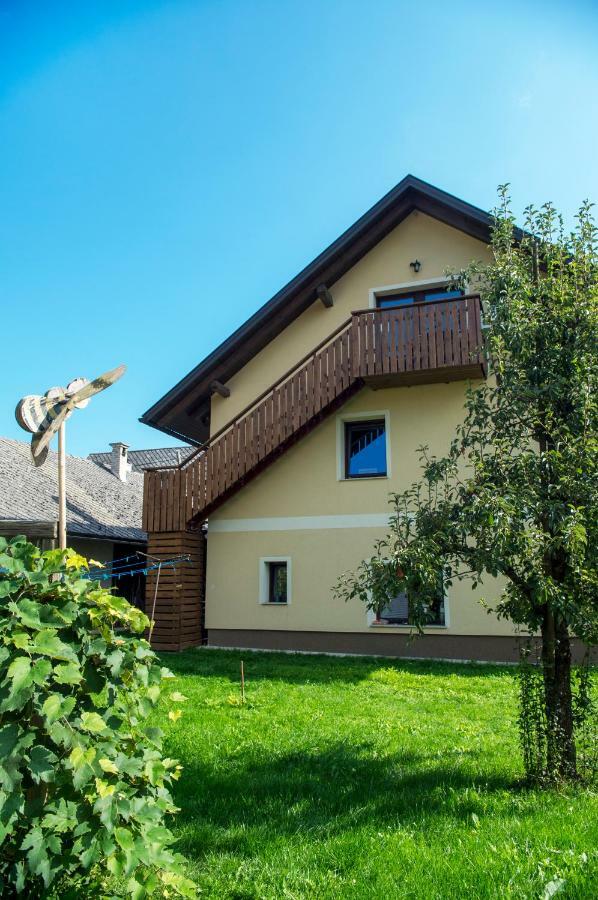 Pr'Jernejc Agroturism Villa Lesce  Dış mekan fotoğraf